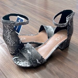 Sugar Black and White Sandals